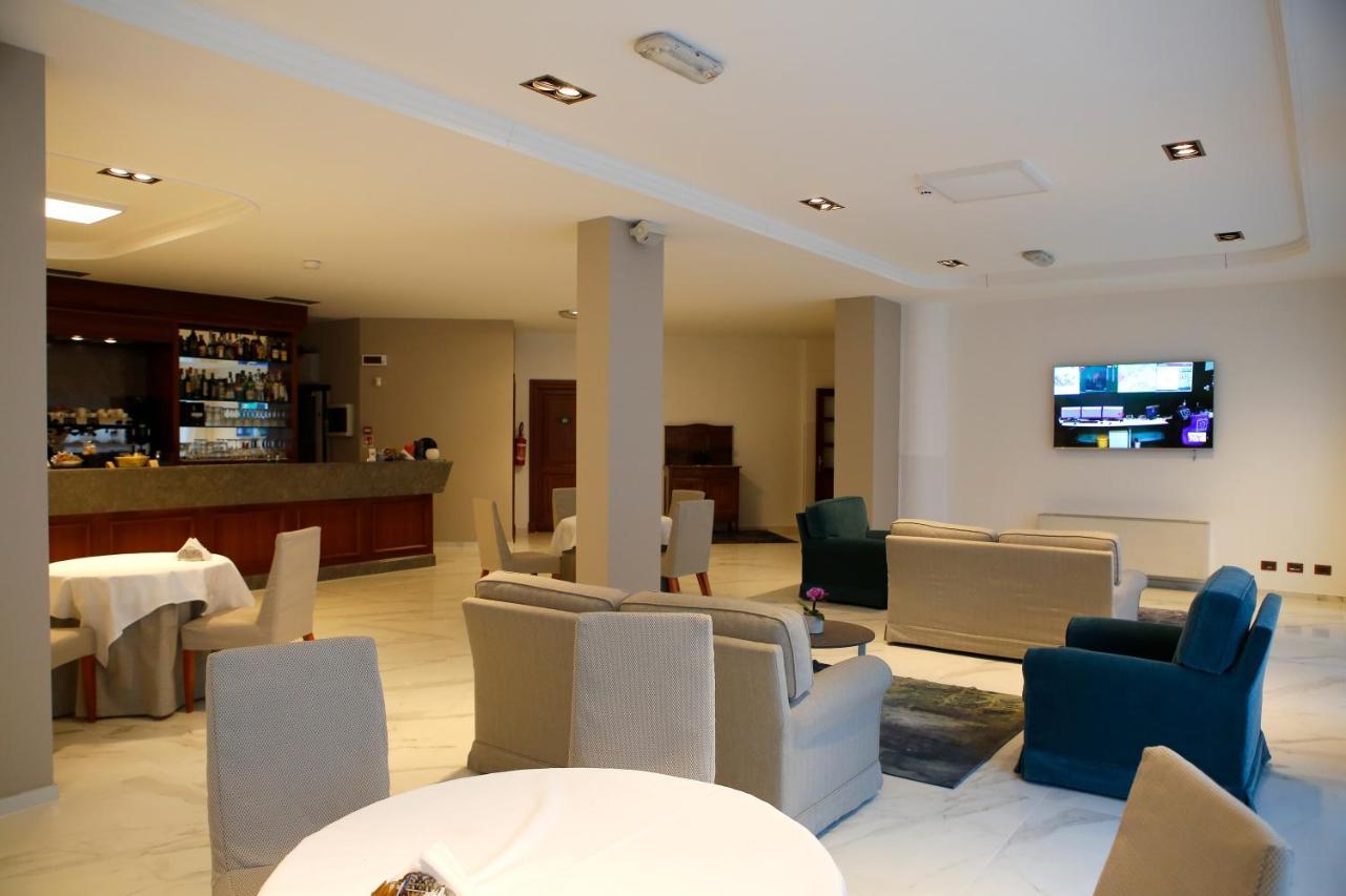 Scia' On Martin Otel Buscate Dış mekan fotoğraf