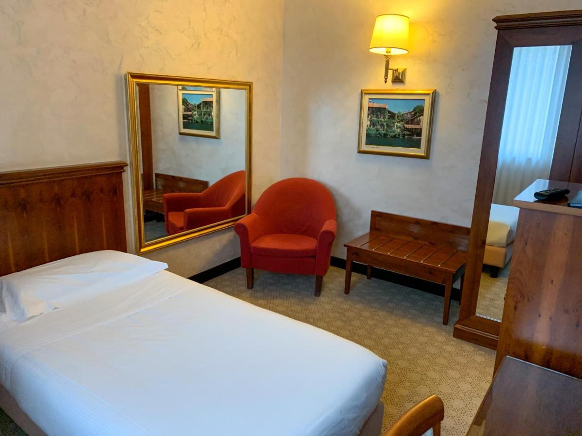 Scia' On Martin Otel Buscate Dış mekan fotoğraf