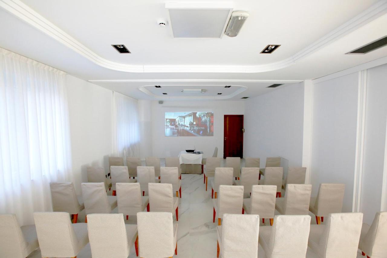 Scia' On Martin Otel Buscate Dış mekan fotoğraf