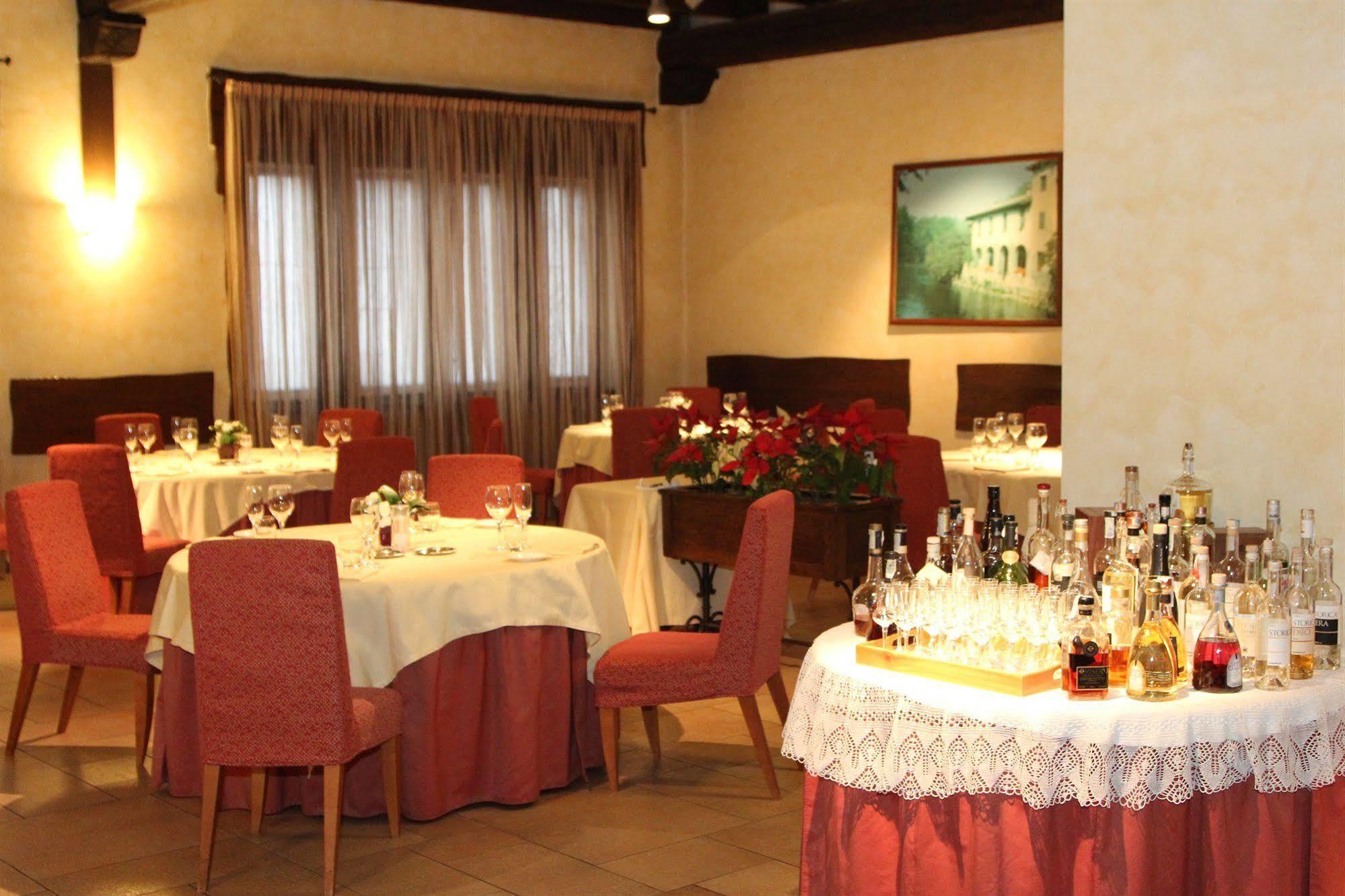 Scia' On Martin Otel Buscate Dış mekan fotoğraf
